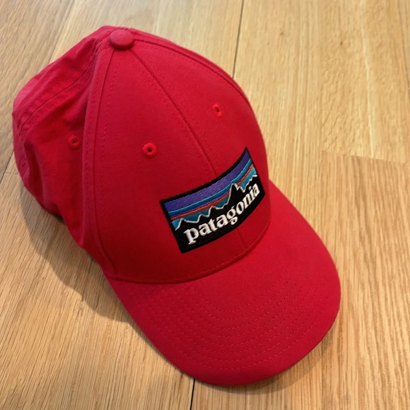 Patagonia Hat Red Embroidered Baseball Cap - Picture 2 of 6